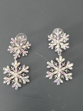 Silver Snowflake Drop Earrings